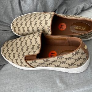 Michael kors loafer shoes